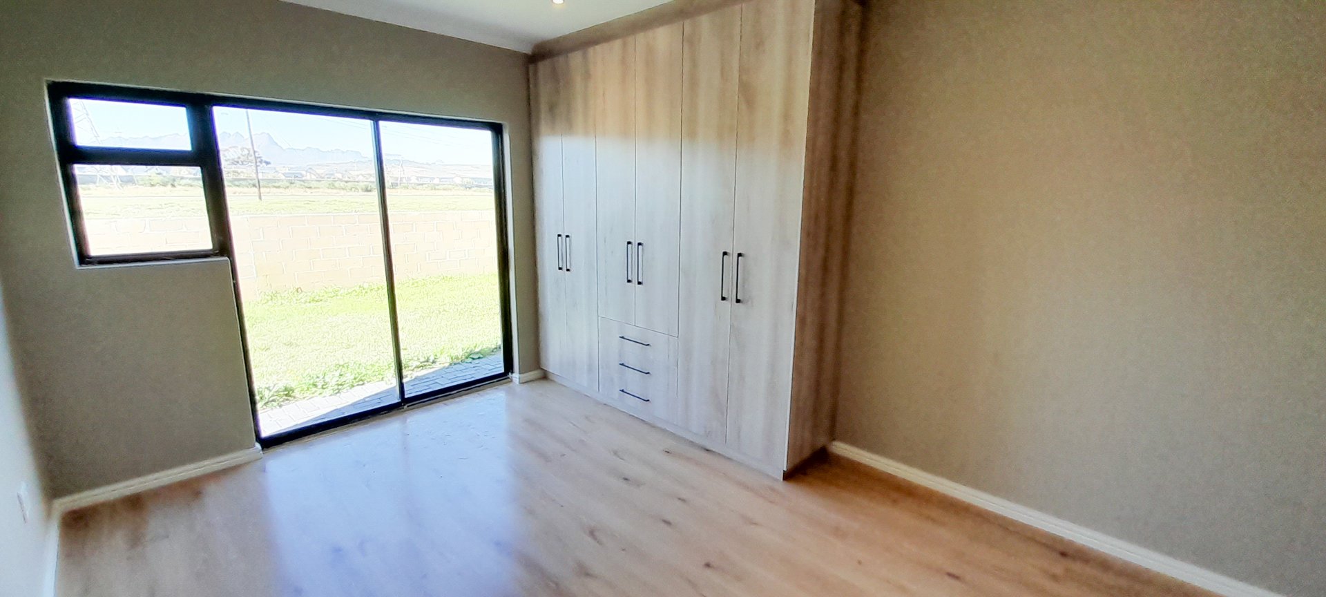 3 Bedroom Property for Sale in Stratford Green Western Cape